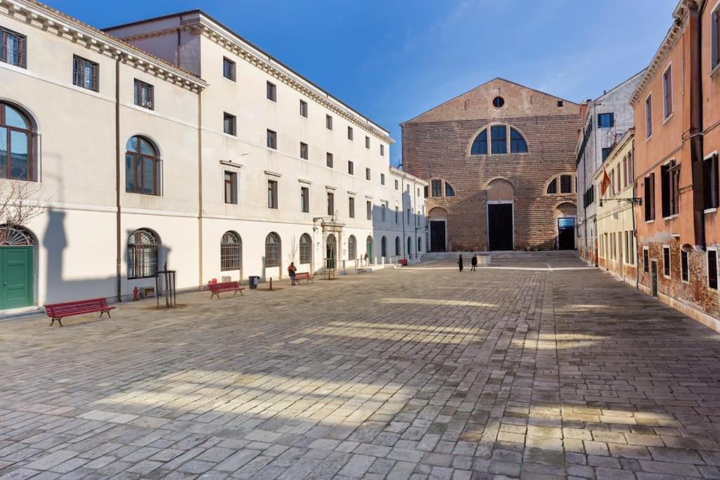 Dimora San Lorenzo Luxury Apartment Venesia Bagian luar foto