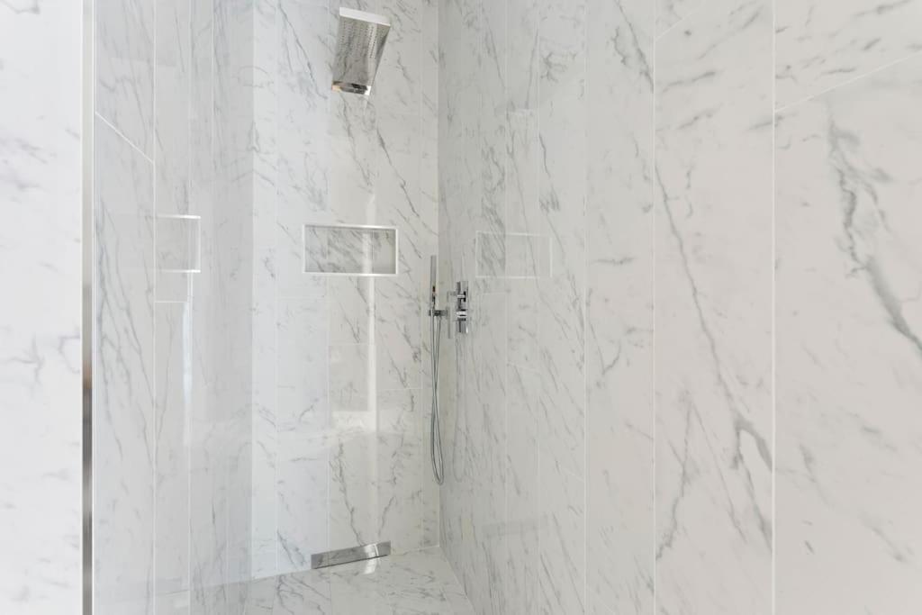Dimora San Lorenzo Luxury Apartment Venesia Bagian luar foto